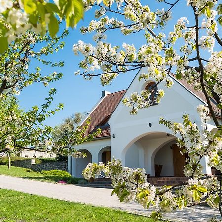 Figula Vendeghaz Hotel Balatonfüred Екстериор снимка