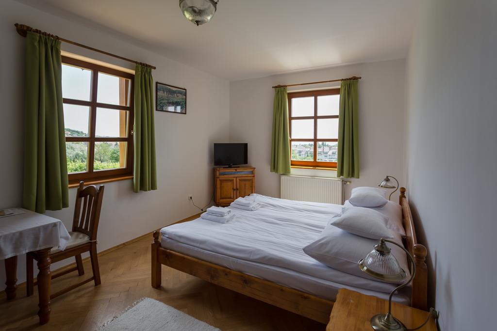 Figula Vendeghaz Hotel Balatonfüred Екстериор снимка