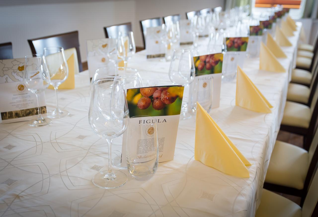Figula Vendeghaz Hotel Balatonfüred Екстериор снимка